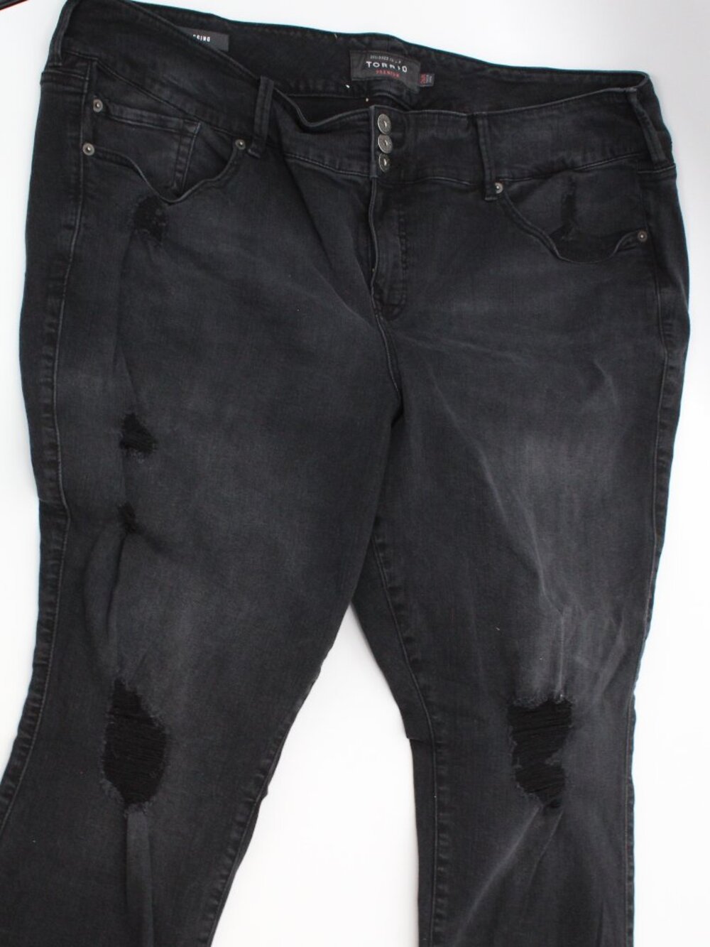 TORRID PREMIUM WOMENS JEGGINGS BLACK‎ DISTRESSED SZ 26R GRUNGE